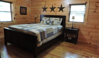 103 Chucks Ln, Bakersville, NC 28705