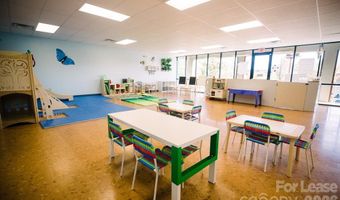 4 S Tunnel Rd 700, Asheville, NC 28805