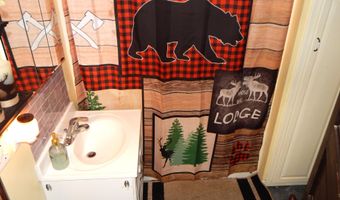 813 Prospect St, Albion, MI 49224