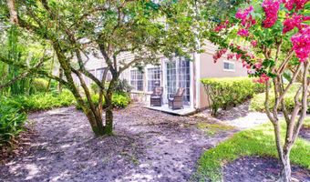641 MAPLE OAK Cir 101, Altamonte Springs, FL 32701