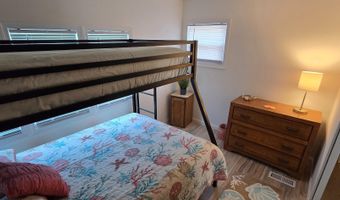 319 DOLPHIN Dr, Berlin, MD 21811