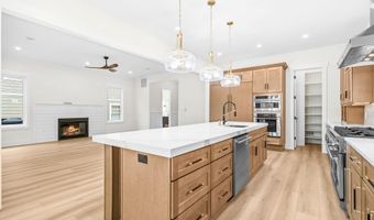 1905 N TAYLOR St, Arlington, VA 22207