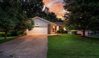 501 Echo Hill Ct, Ballwin, MO 63021