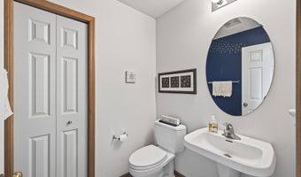 6597 Linwood Dr NE, Albertville, MN 55301