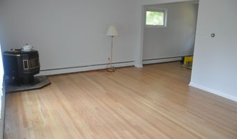 121 Ramsey Pl, Albany, NY 12209
