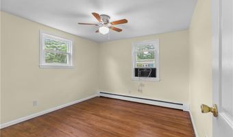 109 W Shore Dr, Coventry, RI 02816
