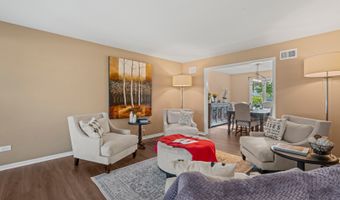 1223 N Itasca Rd, Addison, IL 60101