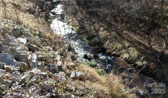 218 Cub Creek Rd, Bakersville, NC 28705