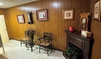 402 E Washington St, Arma, KS 66712