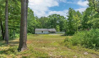 495 Halls Hill Rd, Alton, NH 03809