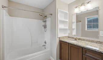 736 Wolfskin Rd, Arnoldsville, GA 30619