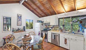 105 E Kuiaha Rd, Haiku, HI 96708