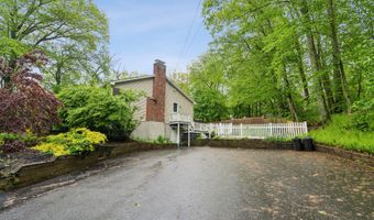 4 Woodward Rd, Columbia, CT 06237