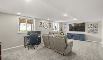 2718 NW 23rd St, Ankeny, IA 50023