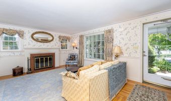132 Fern Hill Rd, Bristol, CT 06010