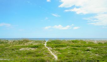 2233 SEMINOLE Rd 7, Atlantic Beach, FL 32233