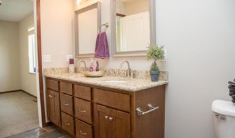 6355 Pawnee, Asbury, IA 52002