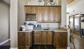 242 S BETHANY Pl, Casa Grande, AZ 85194