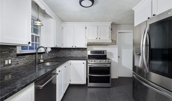 82 Princeton Ave, Coventry, RI 02816