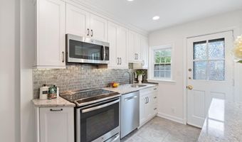 4608 36TH St S, Arlington, VA 22206