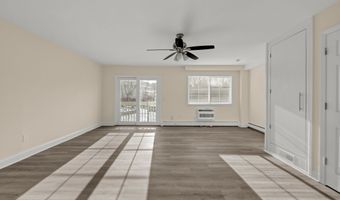 113 Park Ave 18, Danbury, CT 06810