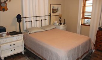 1210 E South St, Arma, KS 66712