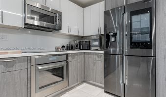 18460 NE 30th Ave 18460, Aventura, FL 33160