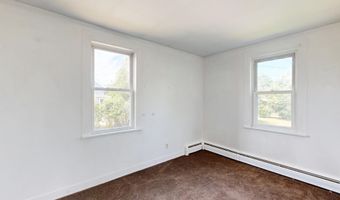 15 W Waterman Rd, Auburn, ME 04210
