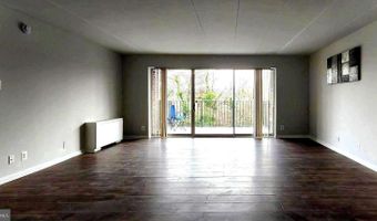 6011 EMERSON St 307, Bladensburg, MD 20710