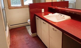 224 Eastern Ave, Augusta, ME 04330