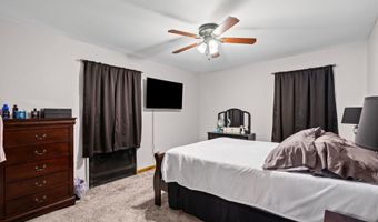 121 Maltbie Dr, Amsterdam, NY 12010