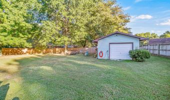 804 E Elm St, Aurora, MO 65605