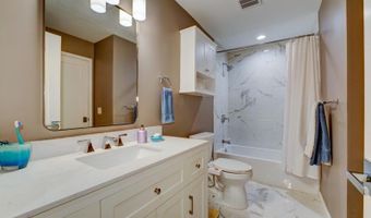 78 Wendover Ct, Bedminster, NJ 07921