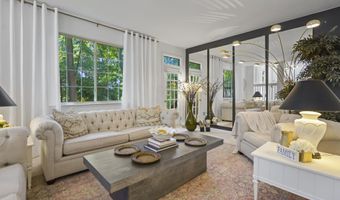 5841 Lafayette Ln, Ann Arbor, MI 48103