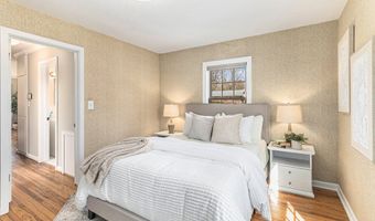 2690 Overridge Dr, Ann Arbor, MI 48104