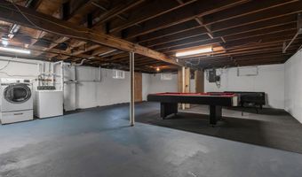 55 Drift Rd, Belford, NJ 07718