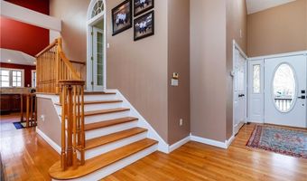 454 N Quidnessett Rd, North Kingstown, RI 02852