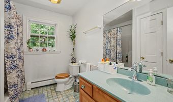 17 Goodhill Rd, Bethel, CT 06801