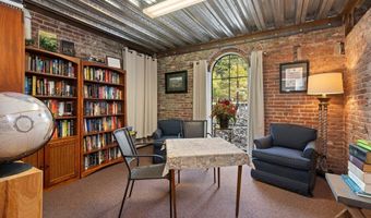 60 Merrimac St 701, Amesbury, MA 01913