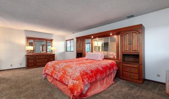 7781 SUNSET Dr, La Mesa, CA 91942