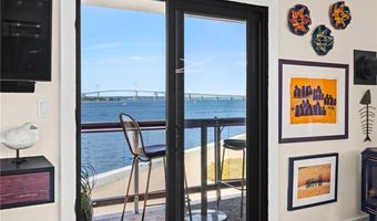 1209 Capella Way S 1209, Newport, RI 02840