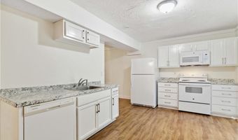 721 Wedgewood Dr B, Alpharetta, GA 30009