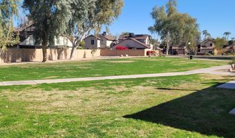1622 N COMANCHE Dr, Chandler, AZ 85224