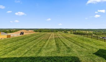 10946 London Tower Pl 64, Apison, TN 37302