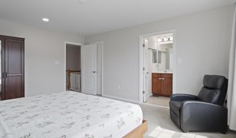 20657 MAITLAND Ter, Ashburn, VA 20147