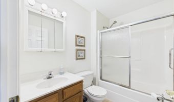 1108 Northfield Ln, Anderson, IN 46011