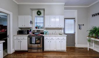 414 N A St, Arkansas City, KS 67005