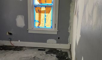 207 E Broadway St, Alexandria, IN 46001