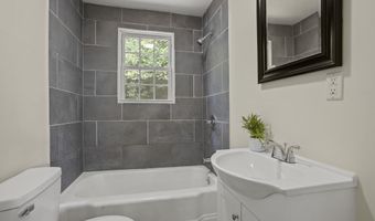 111 Lincoln St, Belton, SC 29627