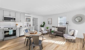 32 Exchange St A1, East Greenwich, RI 02818